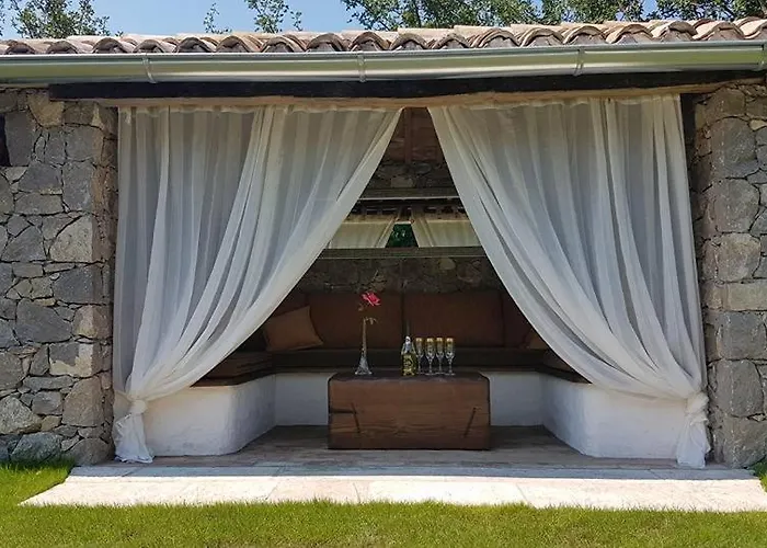 Poolhouse